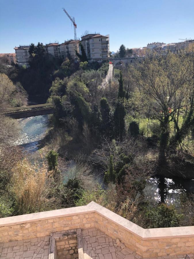 아스콜리피체노 La Casa Sul Fiume 빌라 외부 사진